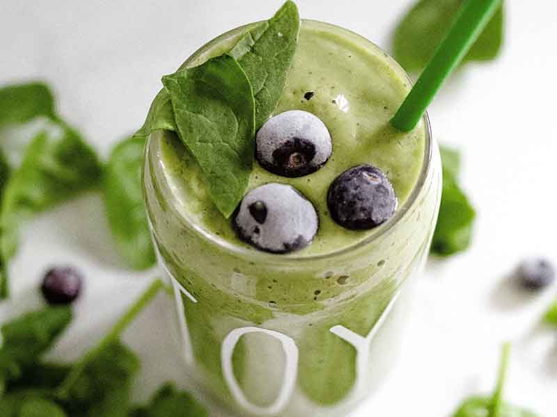 Green smoothie in a glass