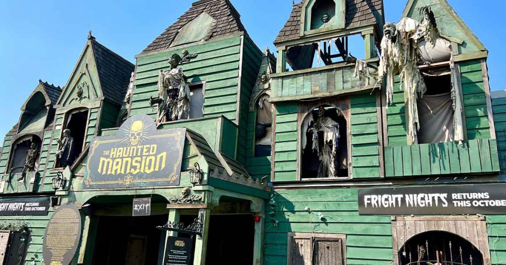 Green haunted house